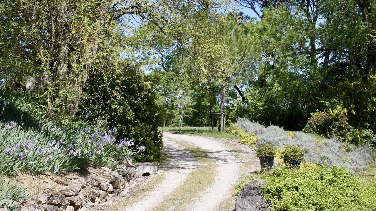 가이약 Domaine De Perches B&B 외부 사진